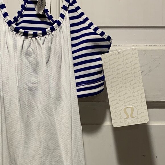 lululemon~ NWT!!~ (Retail: $64) No Limits Tank - Picture 15 of 15